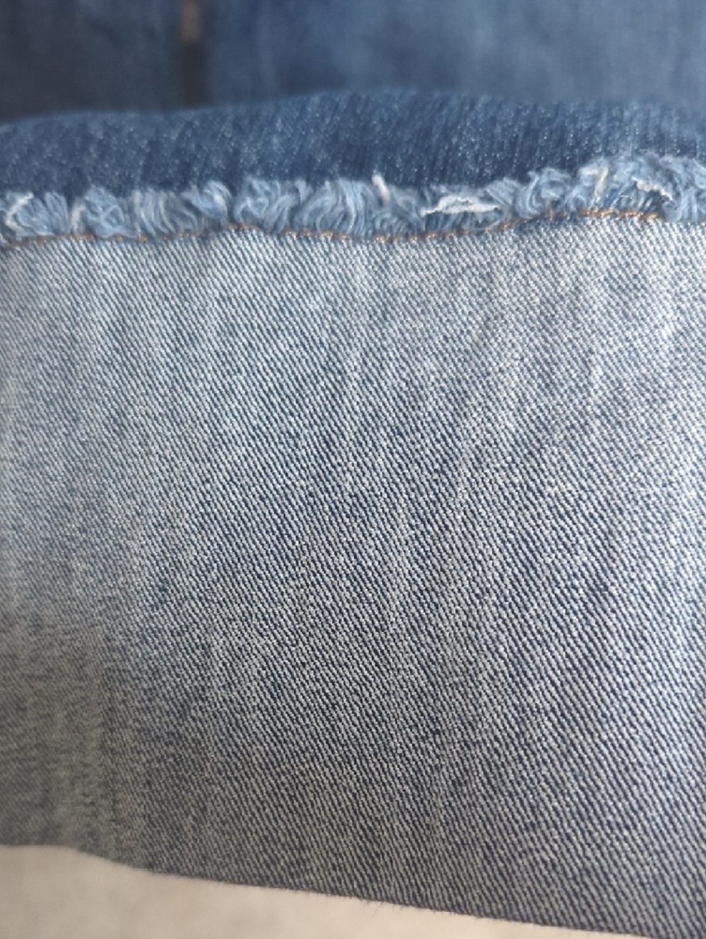 AG Y2K Blue Denim Cuffed Crop Overalls Womens Size 8 Stretch Jean Overall - Picture 7 of 7